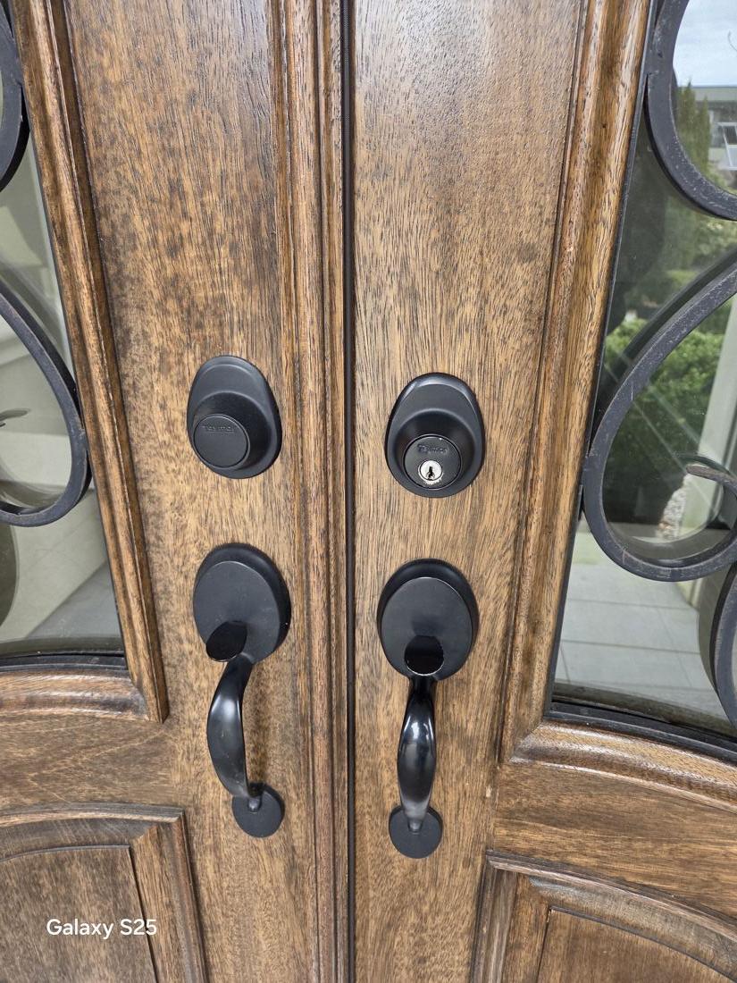Commercial gate deadbolt hardware